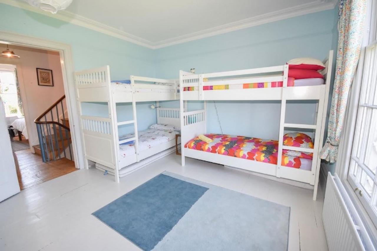 Arden Villa, Sleeps 8, Moments From The Golden Sandy Beach Of Ryde Райд Экстерьер фото